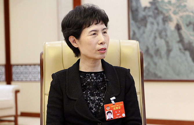 全國政協(xié)委員、中國貿(mào)促會(huì)會(huì)長(zhǎng)高燕：推動(dòng)全方位對(duì)外開放 促進(jìn)外貿(mào)穩(wěn)中提質(zhì)