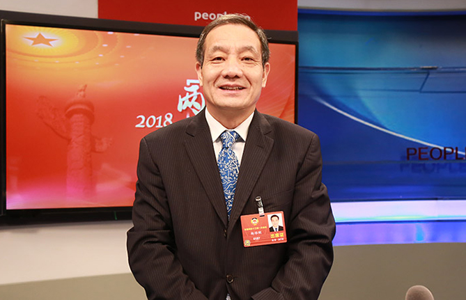 全國政協(xié)常委、湖南省人大常委會副主任楊維剛：創(chuàng)建“數(shù)字政府”賦能數(shù)字經(jīng)濟(jì)發(fā)展